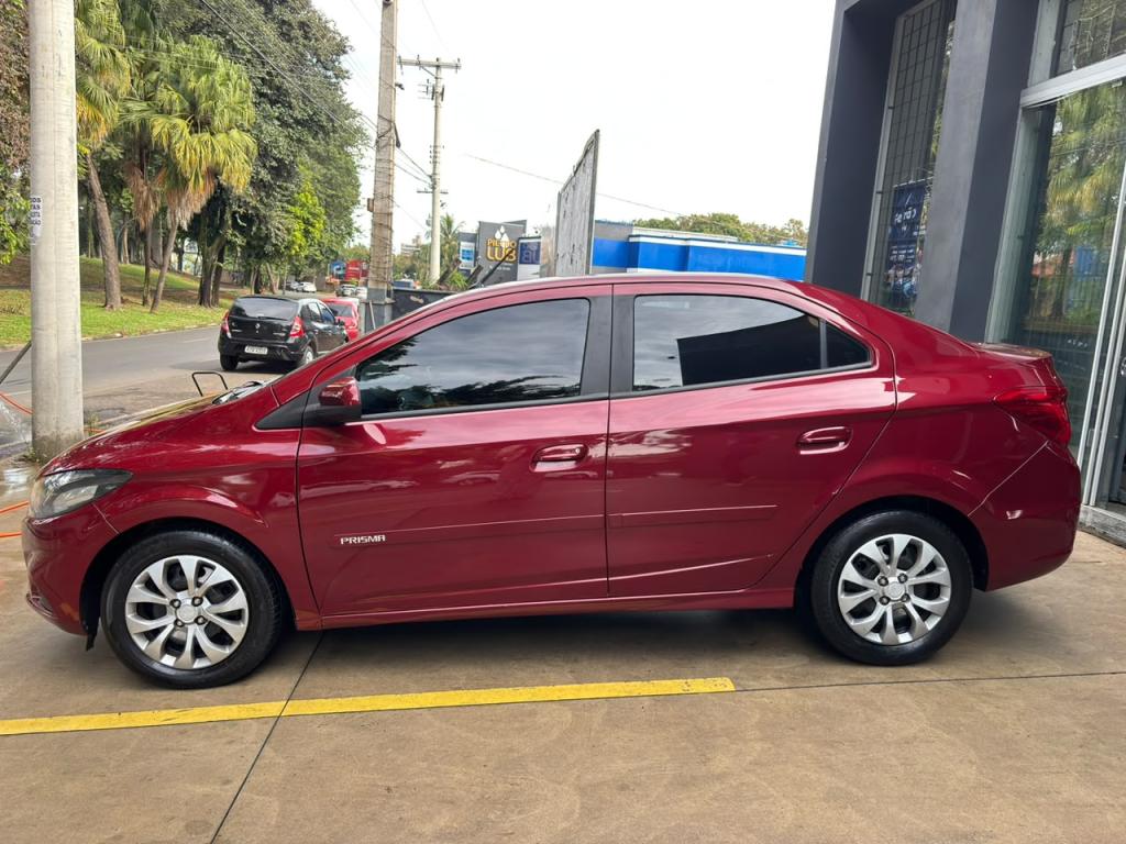 CHEVROLET Prisma - Foto