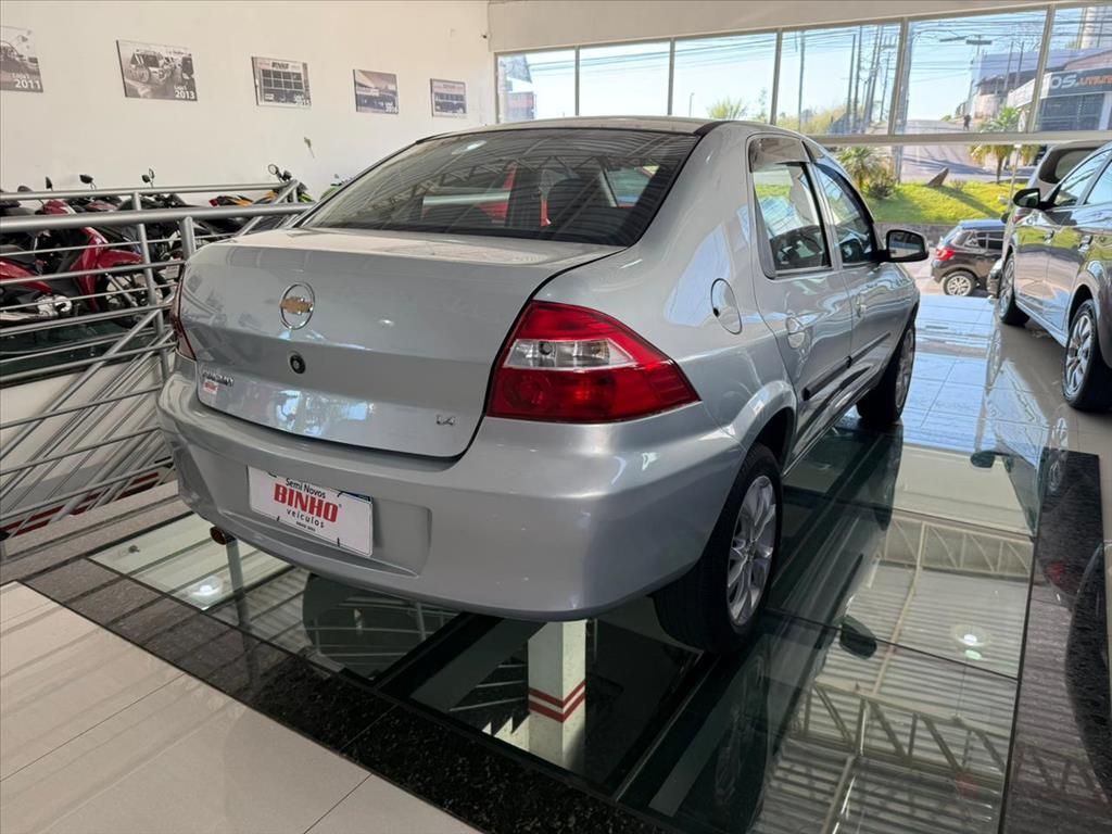 CHEVROLET Prisma - Foto