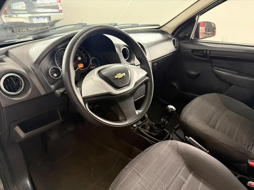 CHEVROLET Prisma - Foto