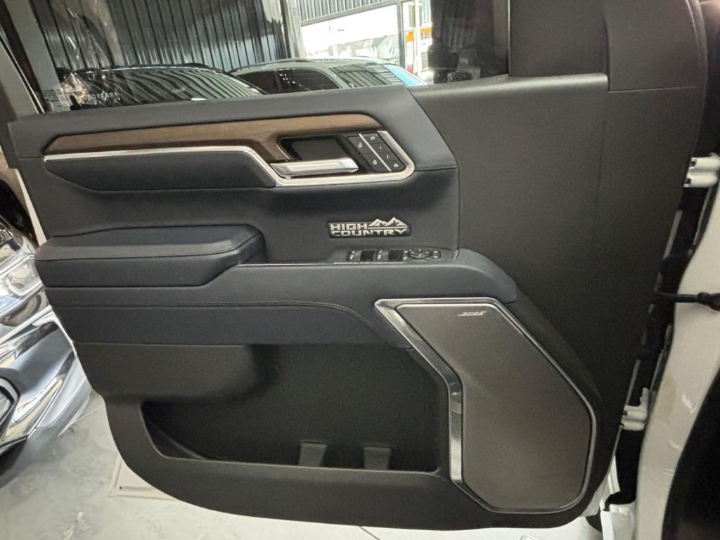 CHEVROLET Silverado - Foto