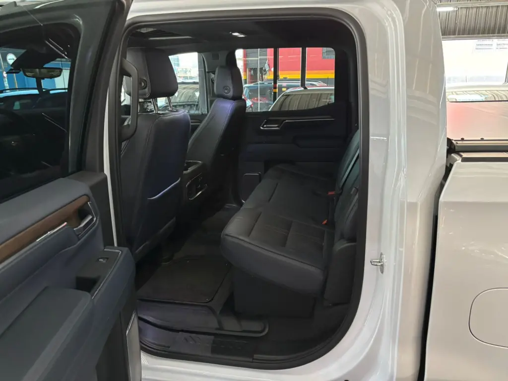 CHEVROLET Silverado - Foto