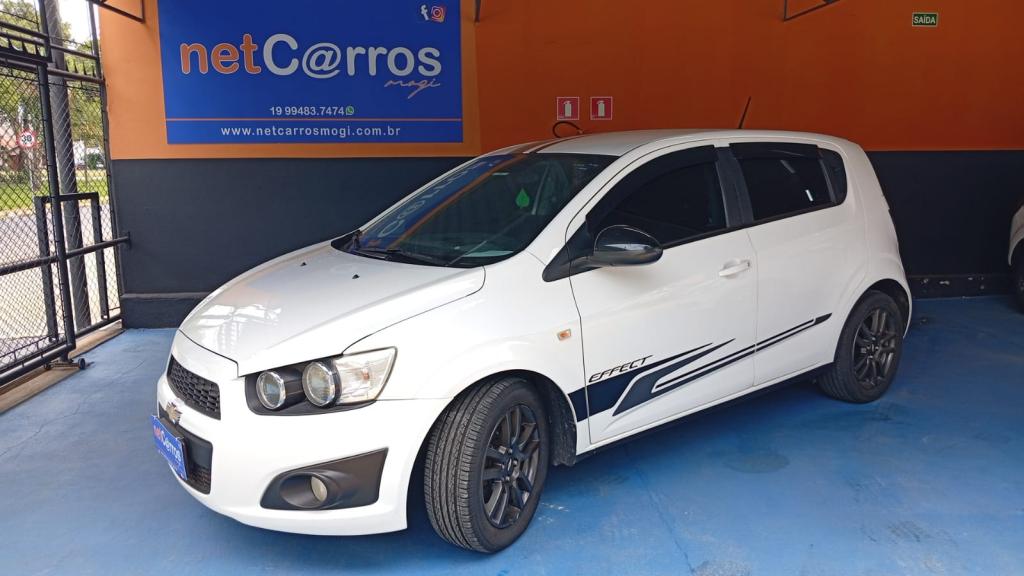 CHEVROLET Sonic Hatch - Foto