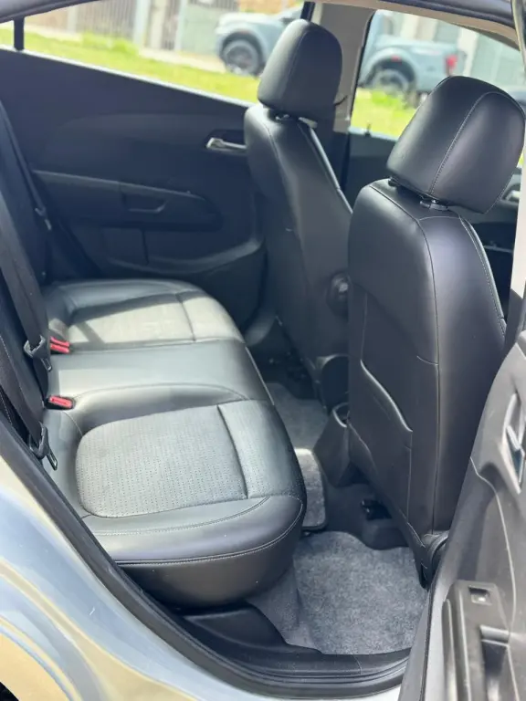 CHEVROLET Sonic Sedan - Foto