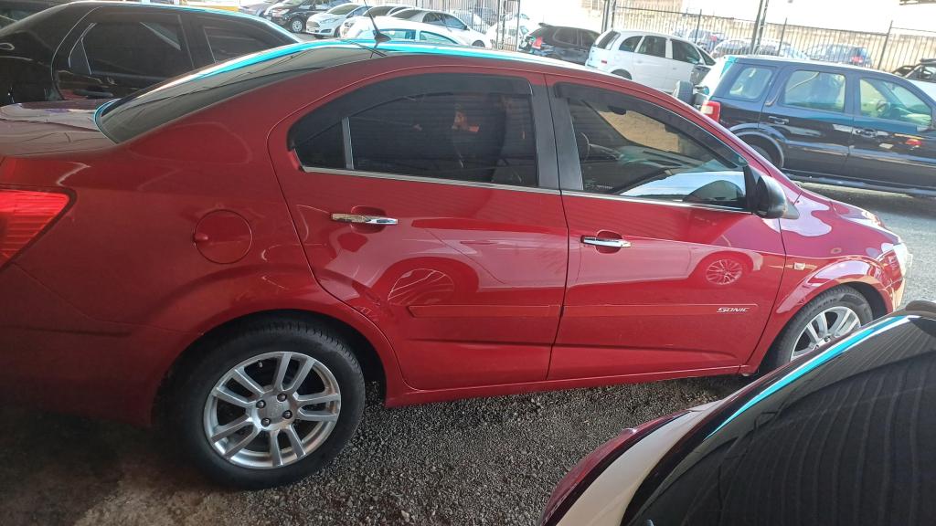 CHEVROLET Sonic Sedan - Foto