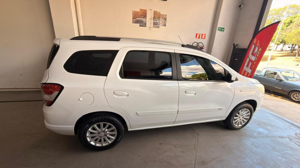 CHEVROLET Spin - Foto