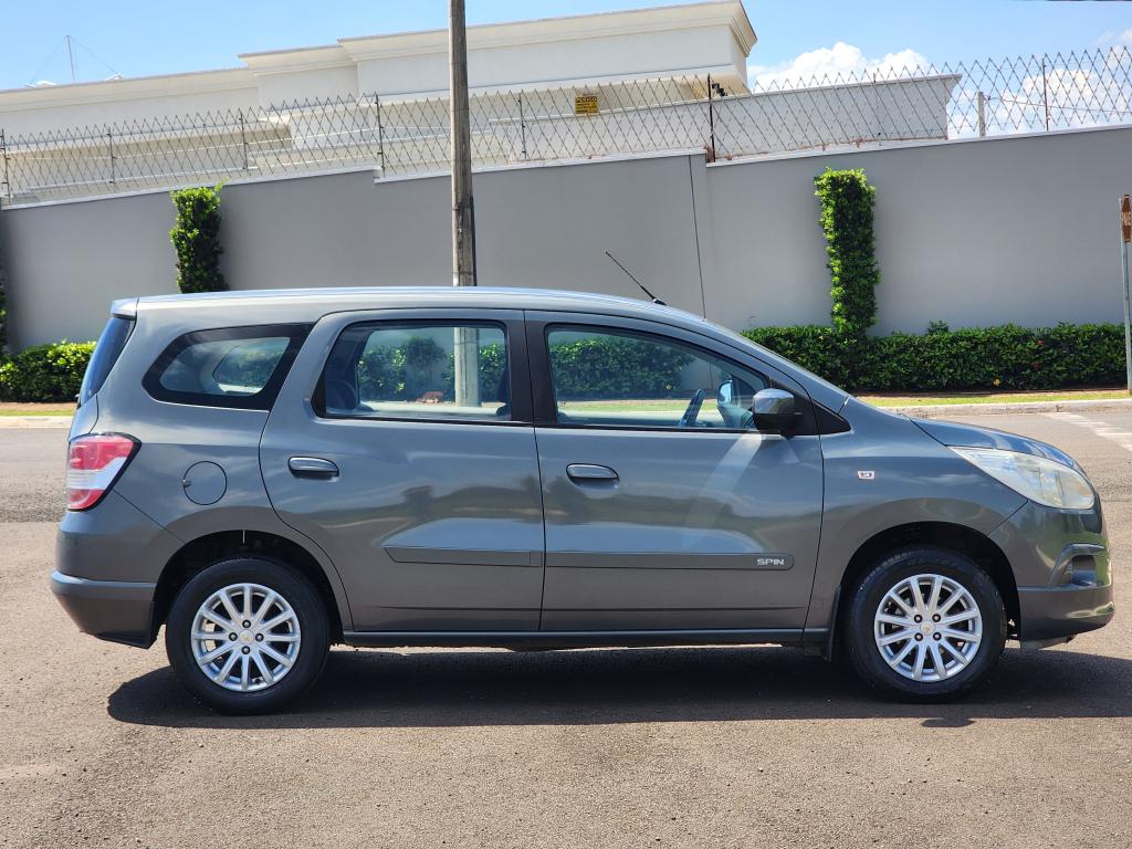 CHEVROLET Spin - Foto