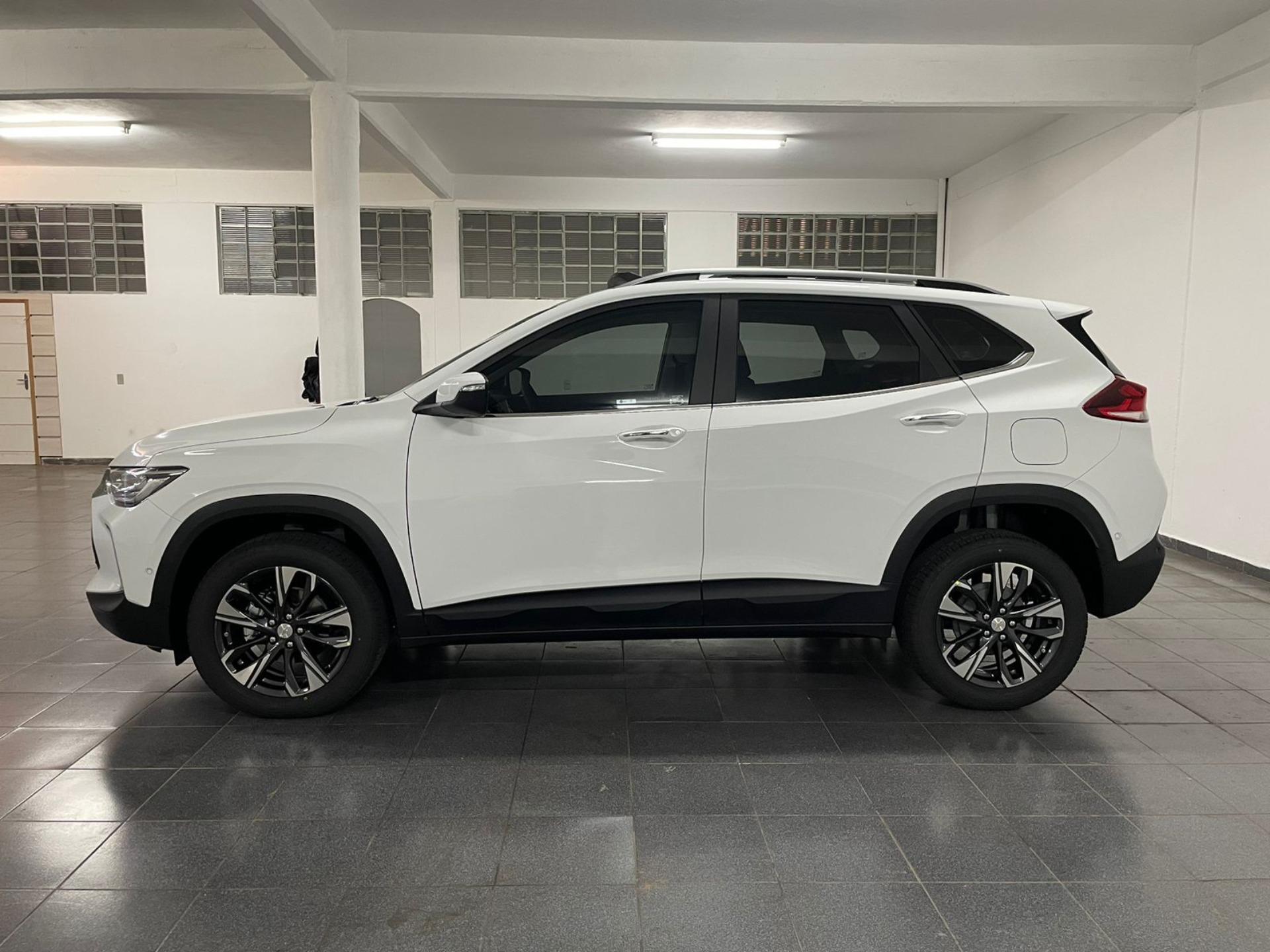 CHEVROLET Tracker - Foto