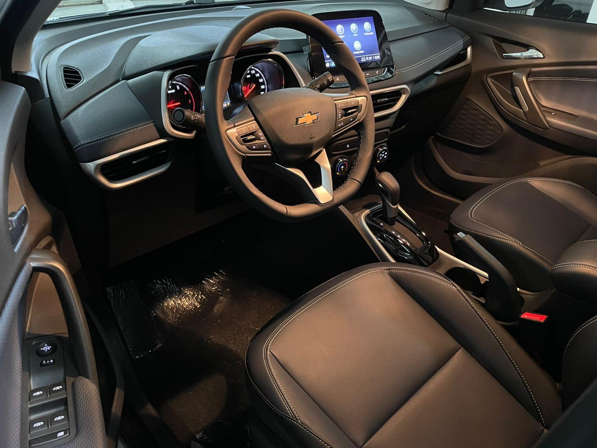 CHEVROLET Tracker - Foto