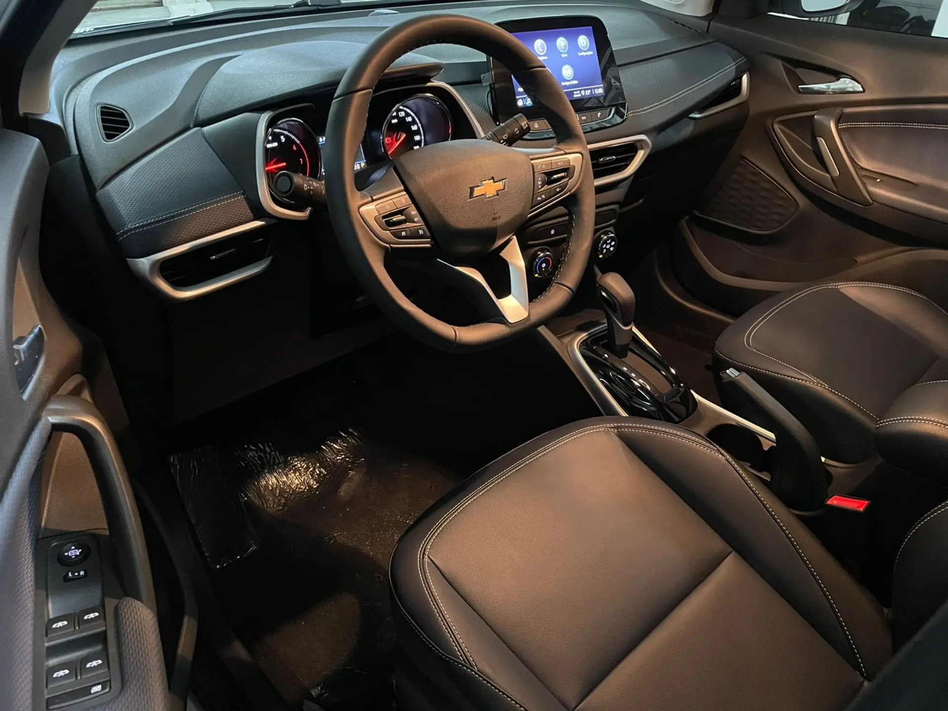 CHEVROLET Tracker - Foto