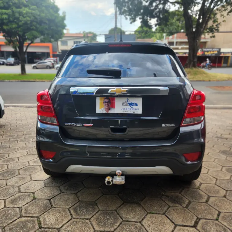 CHEVROLET Tracker - Foto