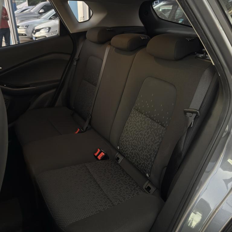 CHEVROLET Tracker - Foto