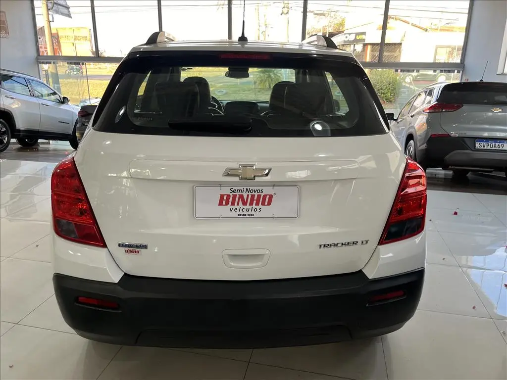 CHEVROLET Tracker - Foto