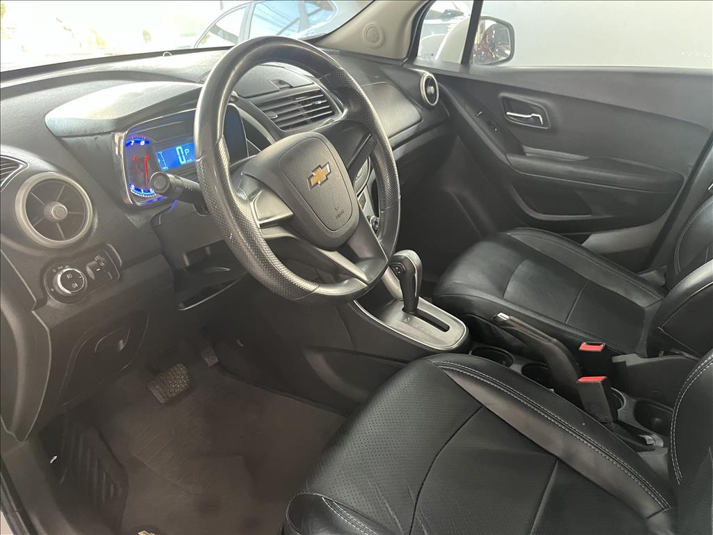 CHEVROLET Tracker - Foto