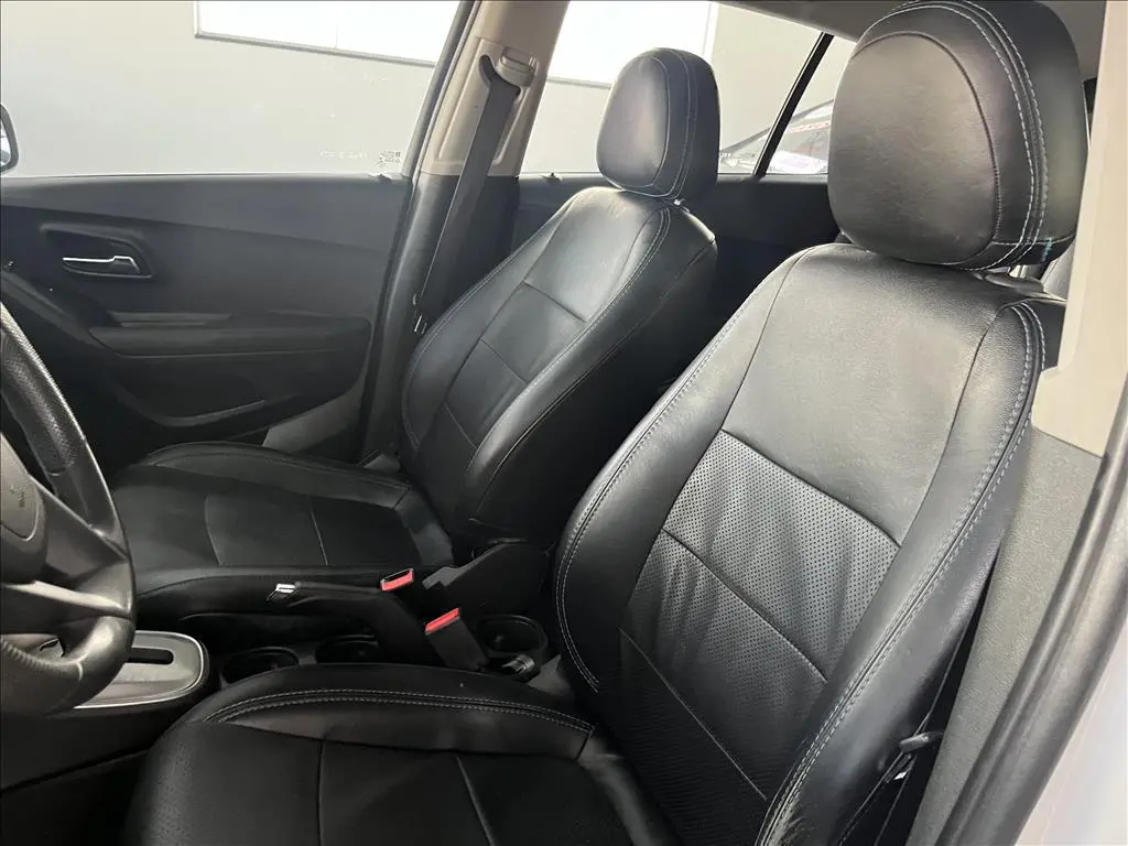 CHEVROLET Tracker - Foto