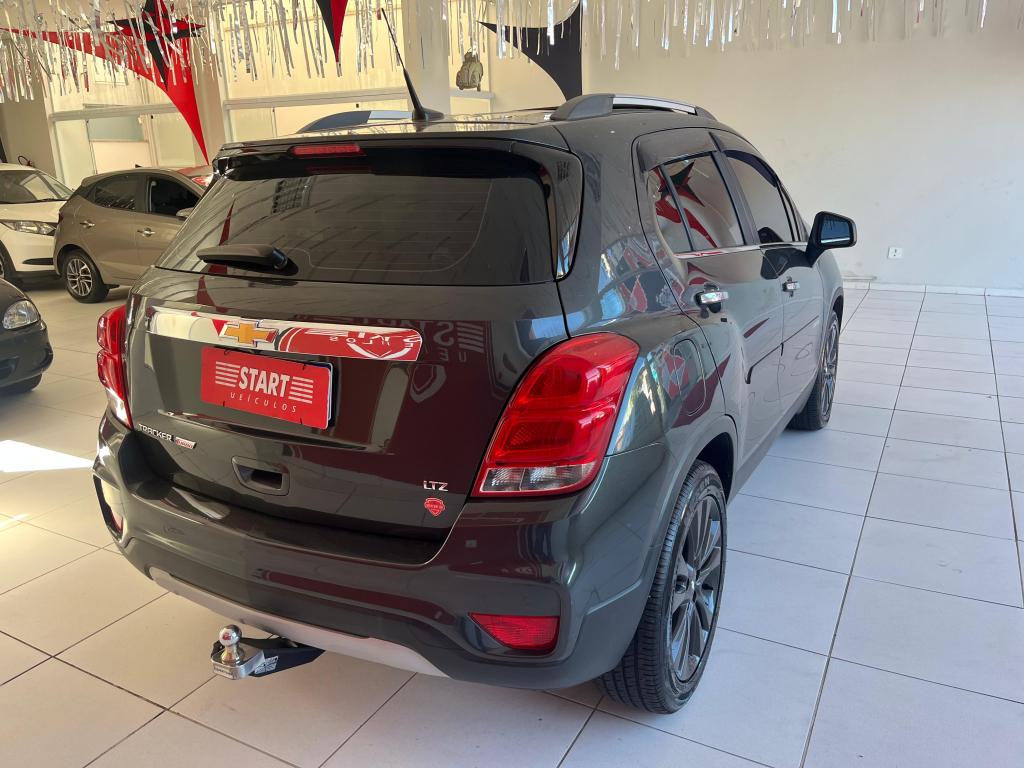 CHEVROLET Tracker - Foto