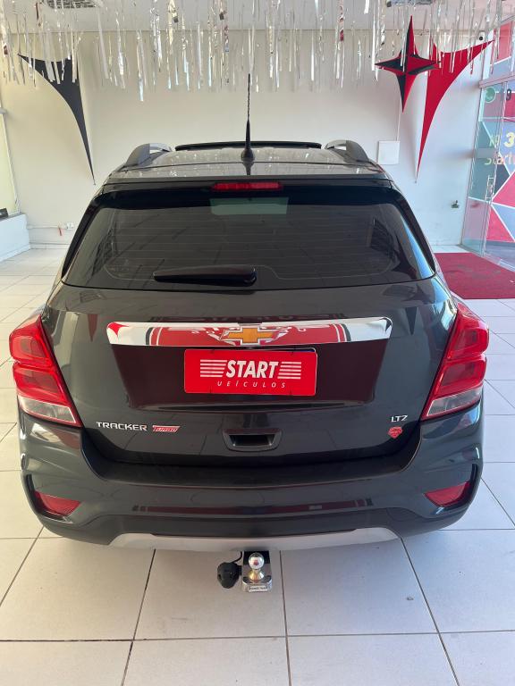 CHEVROLET Tracker - Foto