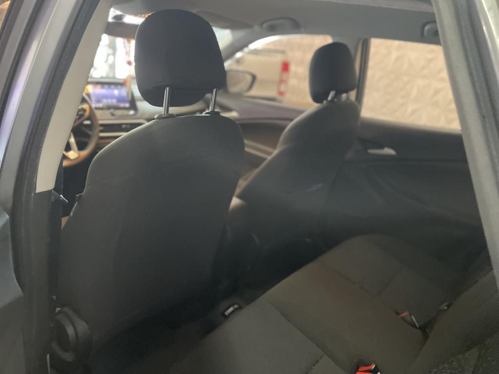 CHEVROLET Tracker - Foto