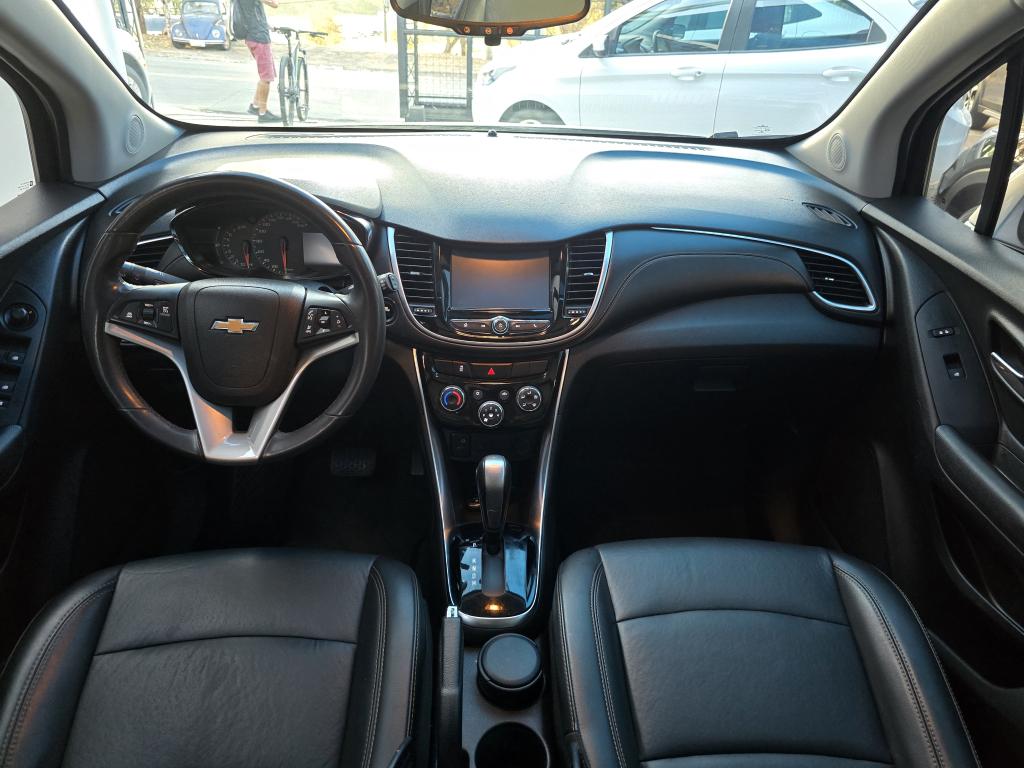 CHEVROLET Tracker - Foto