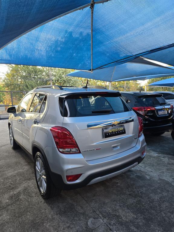 CHEVROLET Tracker - Foto