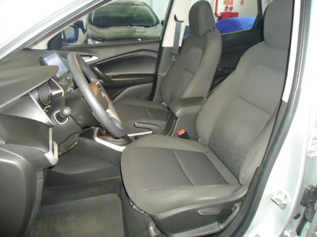 CHEVROLET Tracker - Foto