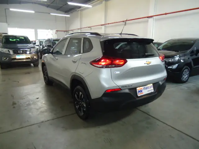 CHEVROLET Tracker - Foto