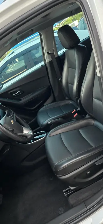 CHEVROLET Tracker - Foto