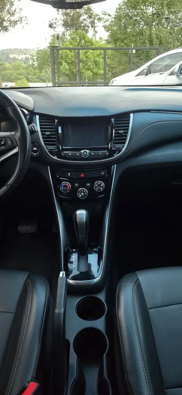 CHEVROLET Tracker - Foto