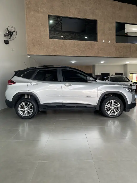 CHEVROLET Tracker - Foto