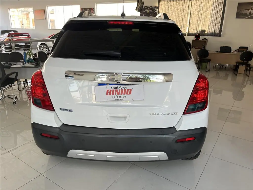 CHEVROLET Tracker - Foto