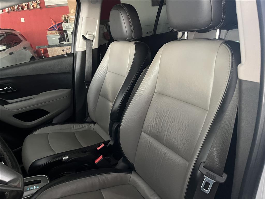 CHEVROLET Tracker - Foto