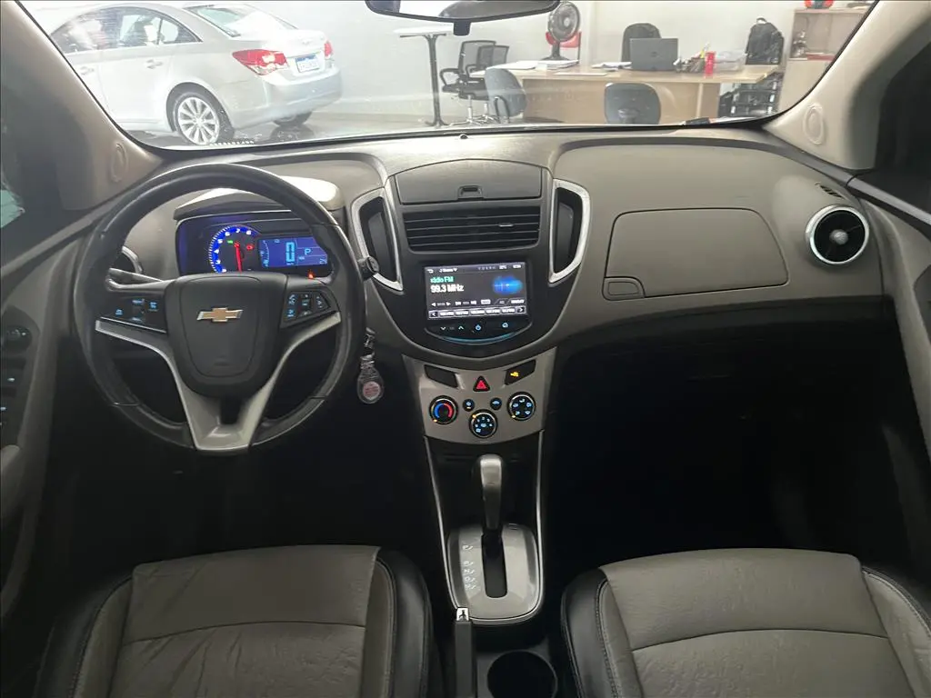 CHEVROLET Tracker - Foto