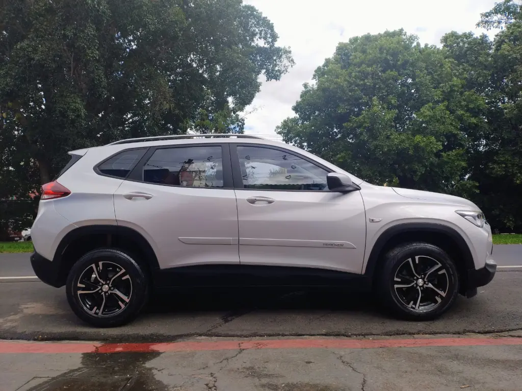 CHEVROLET Tracker - Foto