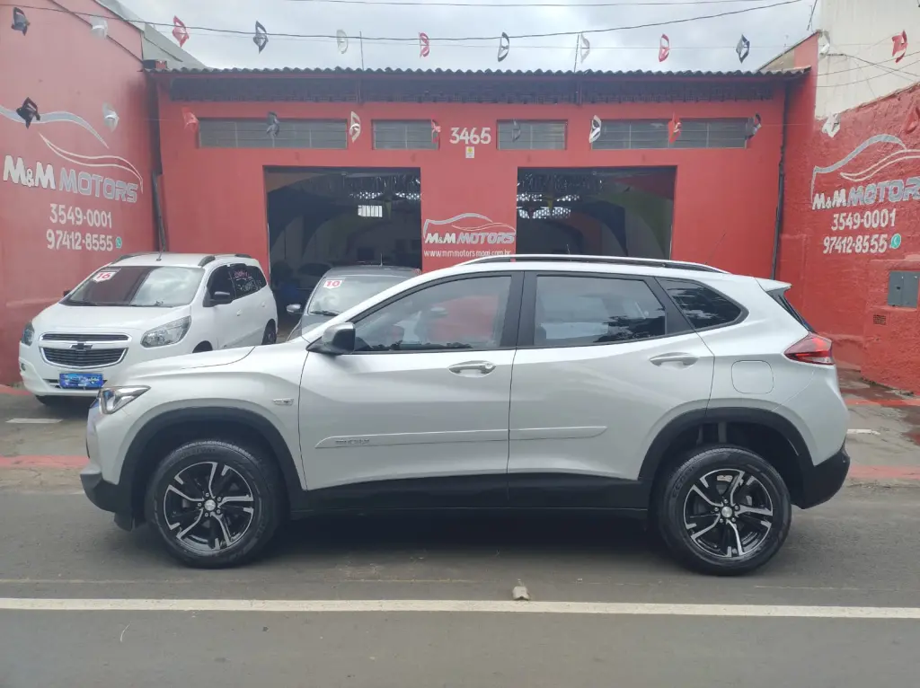 CHEVROLET Tracker - Foto