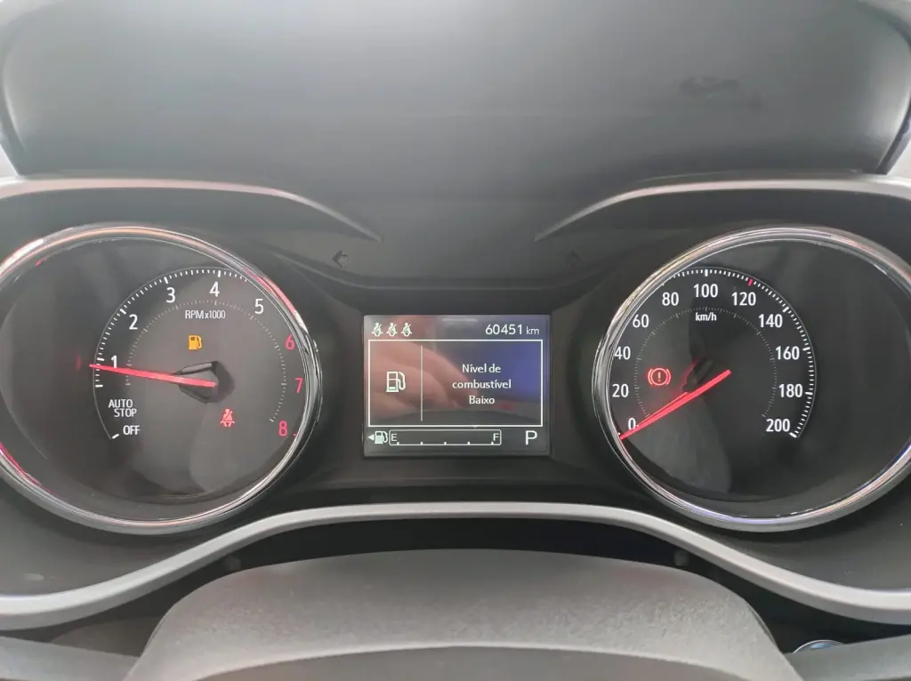 CHEVROLET Tracker - Foto