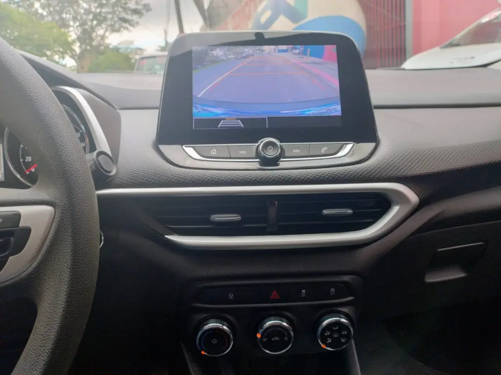 CHEVROLET Tracker - Foto