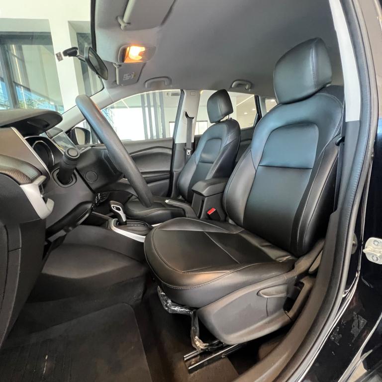 CHEVROLET Tracker - Foto