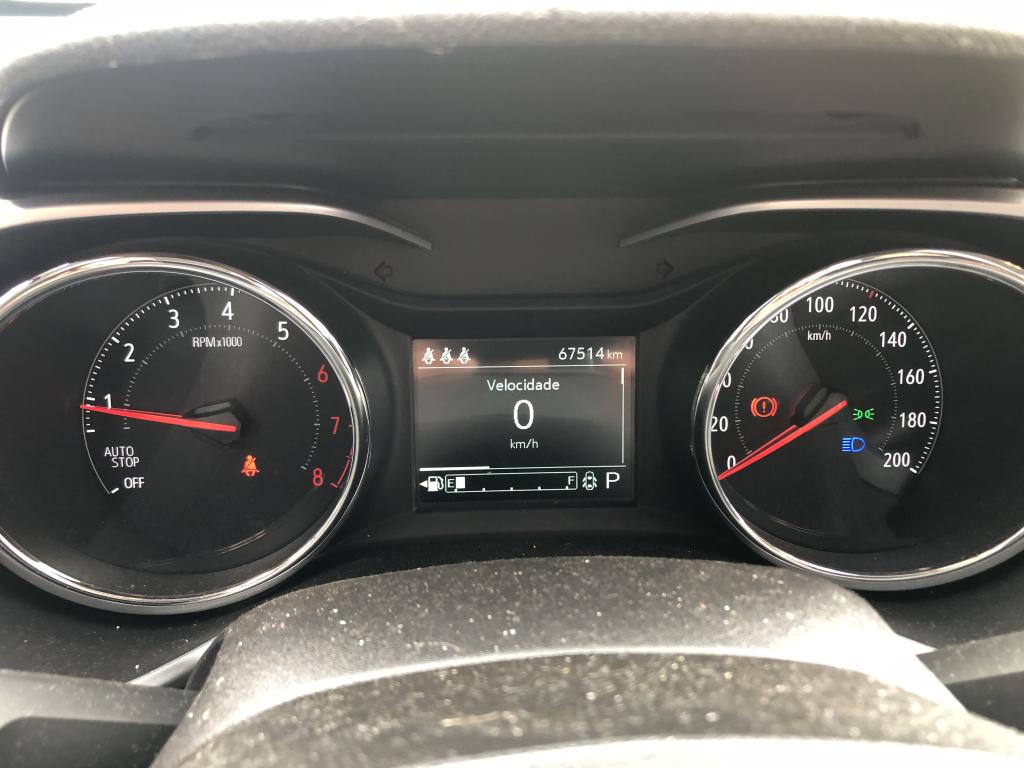 CHEVROLET Tracker - Foto