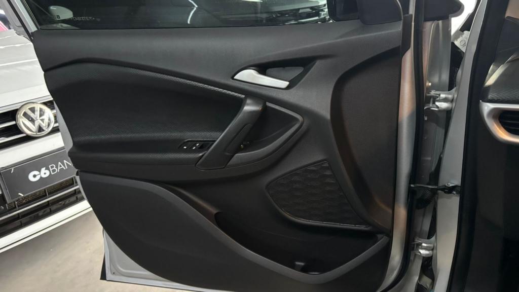 CHEVROLET Tracker - Foto