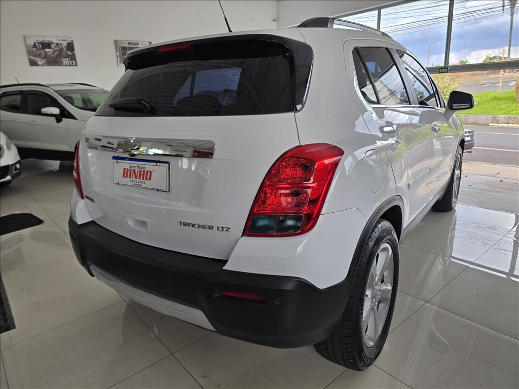 CHEVROLET Tracker - Foto