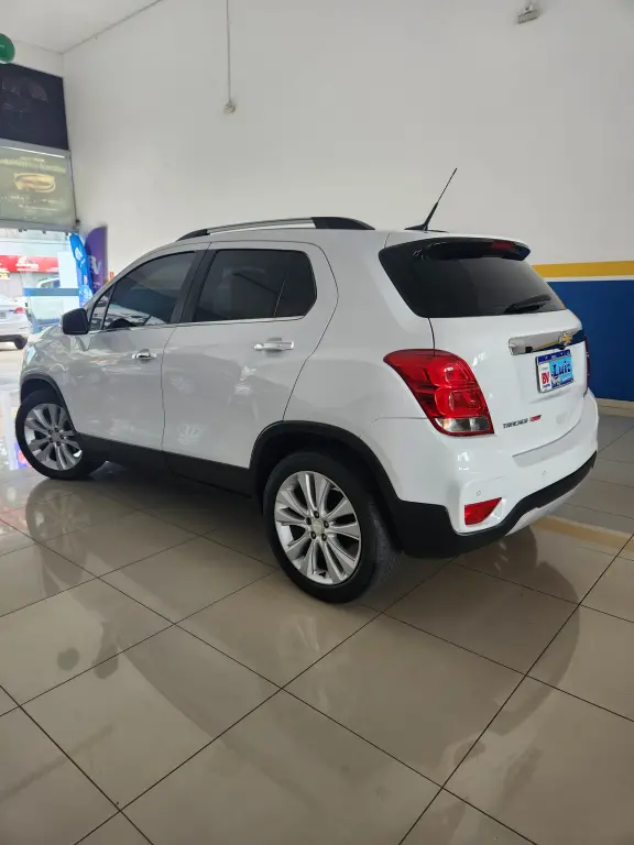 CHEVROLET Tracker - Foto