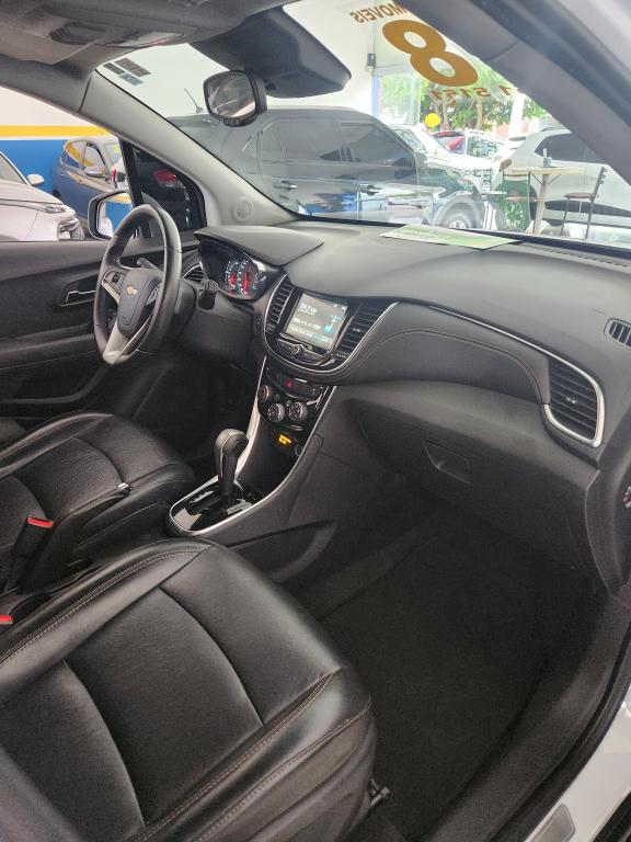 CHEVROLET Tracker - Foto