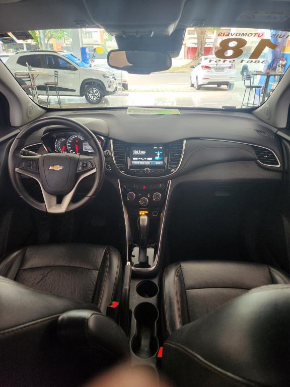 CHEVROLET Tracker - Foto