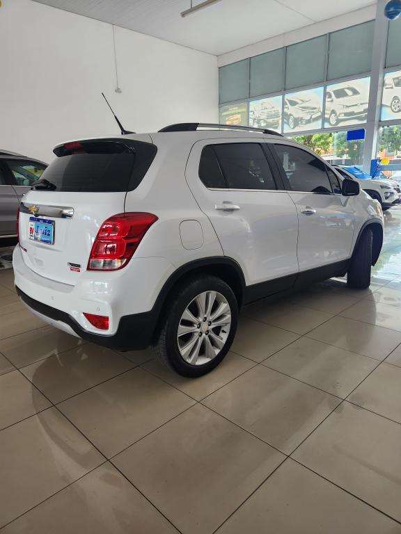 CHEVROLET Tracker - Foto