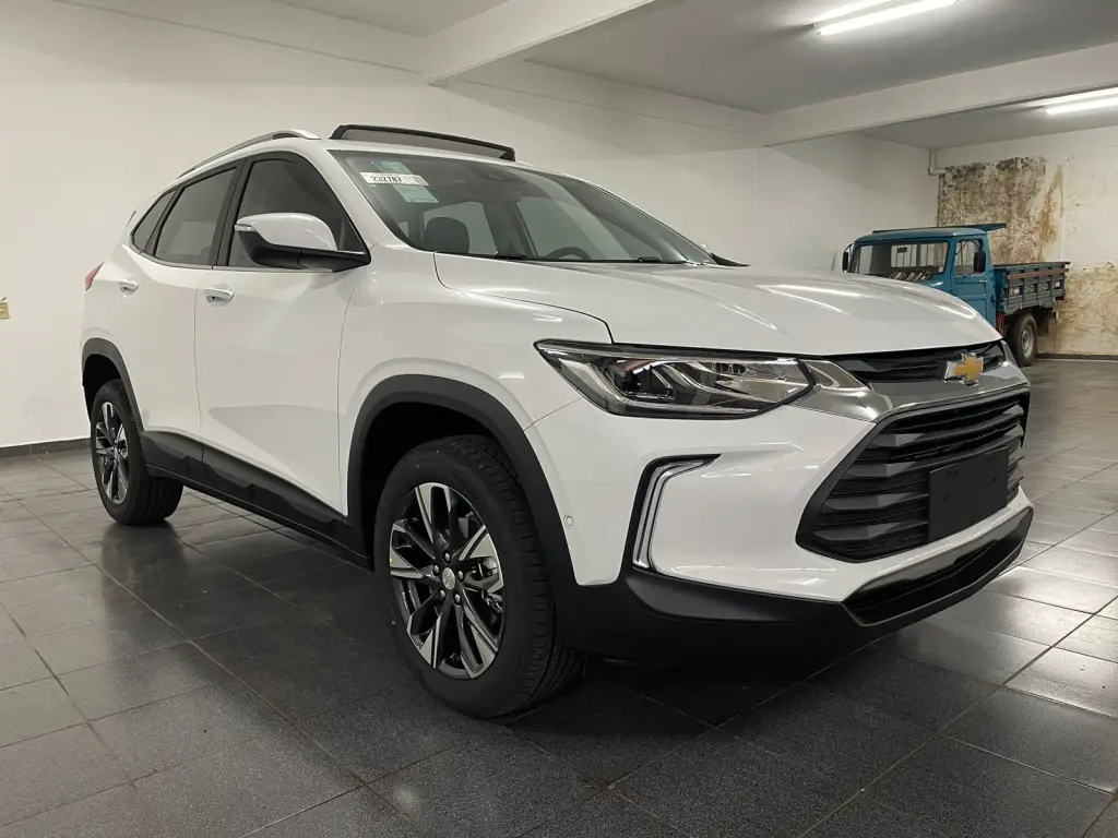 CHEVROLET Tracker - Foto