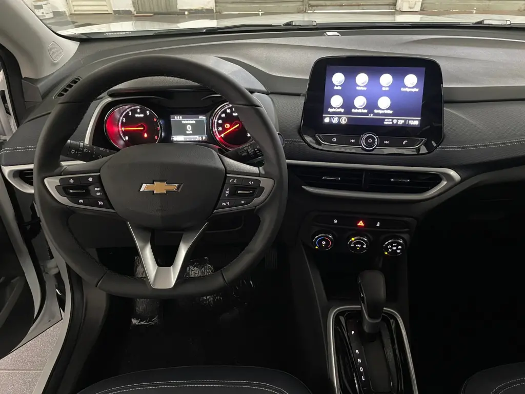 CHEVROLET Tracker - Foto