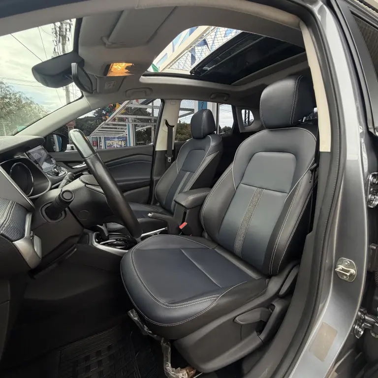 CHEVROLET Tracker - Foto