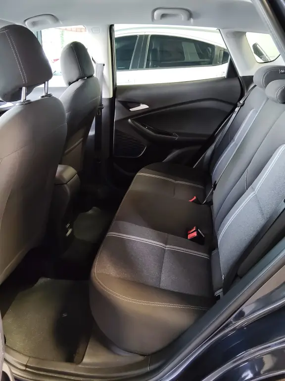 CHEVROLET Tracker - Foto