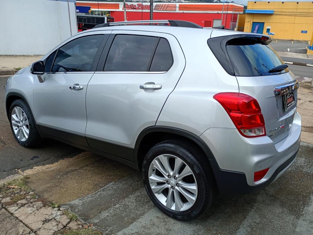 CHEVROLET Tracker - Foto