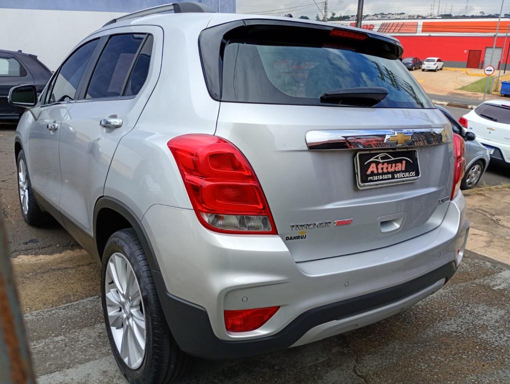 CHEVROLET Tracker - Foto