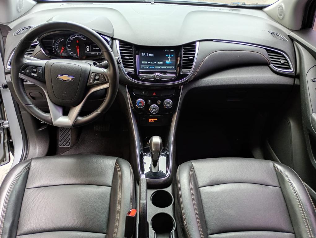 CHEVROLET Tracker - Foto